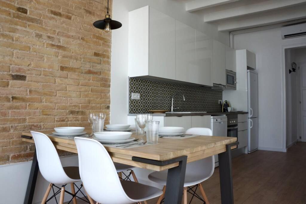 Barcelona Industrial Style Apartment L’Hospitalet de Llobregat Exterior foto
